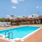 Modern House In Puerto Del Carmen 아파트 *