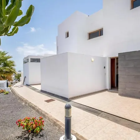 公寓 Modern House In Puerto Del Carmen 蒂亚斯