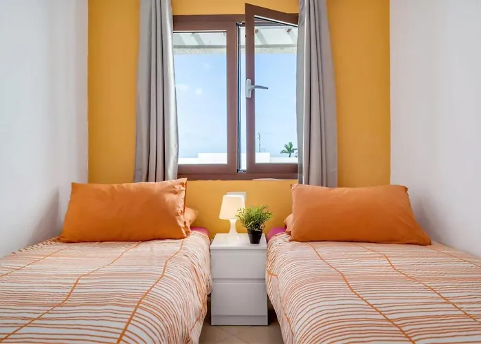 Modern House In Puerto Del Carmen 蒂亚斯